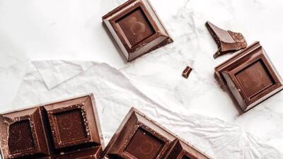 Диетолог рассказала о полезных свойствах горького шоколада