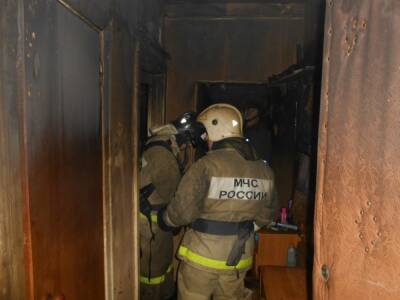 В Ленинском районе Астрахани на пожаре пострадали двое пожилых людей