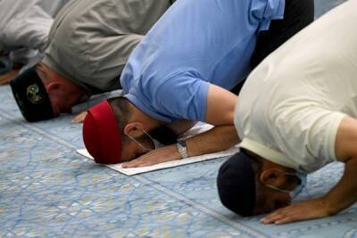 В Мосгордуме готовы изучить возможность открытия мусульманских молелен в ТЦ в случае обращения