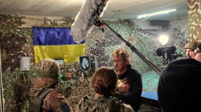Шона Пенна удивили украинки, которые противостоят российской агрессии на Донбассе