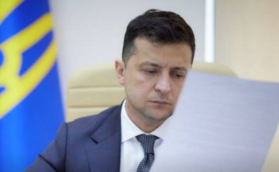 Зеленский ветировал закон о финансировании деятельности политических партий