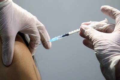 Австрия введет обязательную вакцинацию для всех граждан