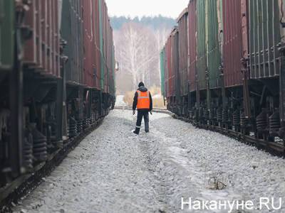 В Челябинской области местные жители сбросили с поезда 1,2 тонны металлолома
