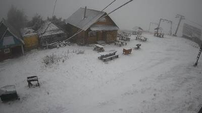 Горнолыжные курорты Львовской области засыпает снегом