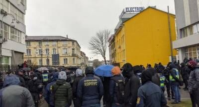 Нацкорпус проконтролировал ситуацию под судом, где выбирали меру пресечения для Остапа Стахива