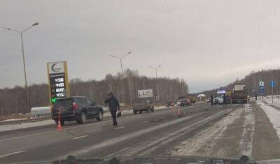 На трассе Тюмень – Омск в ДТП с грузовиком погибла 51-летняя женщина