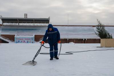 Лыжню, каток и хоккейную коробку откроют на стадионе «Чкаловец» в Дзержинском районе