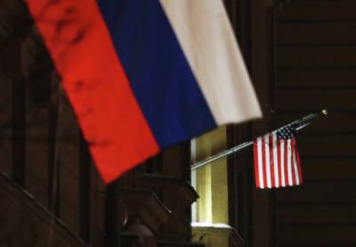 Американский журналист назвал возможную причину обысков у представителей русскоязычной диаспоры в США