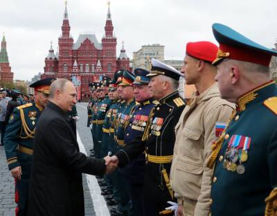 Генералам и адмиралам в России продлили предельный возраст службы...