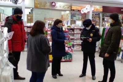 В Пензе посетители магазинов продолжают нарушать масочный режим