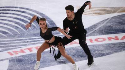 Степанова и Букин стали третьими в ритм-танце на Гран-при Франции