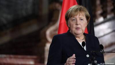 Меркель высказалась за диалог НАТО и России