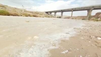 Видео: бурное течение рек после первых ливней в Израиле