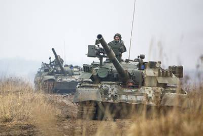 Снимки из-под Смоленска выдали за фото российских танков «на границе с Украиной»