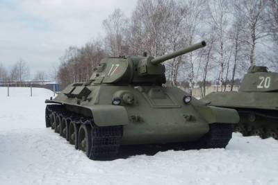 Politico выдало посторонние фото за кадры российских танков «на границе с Украиной»