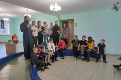 Для хабаровских школьников на каникулах заработал православный лагерь