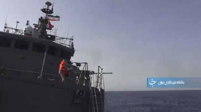 В Аденском заливе корабли ВМС Ирана сорвали захват танкера пиратами