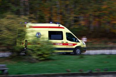 Два человека погибли в ДТП с микроавтобусом в российском регионе