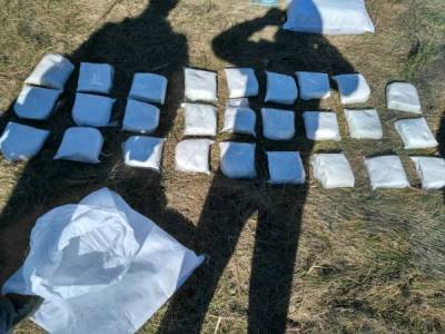 "Сообщи, где торгуют смертью". За девять месяцев акции уральские полицейские изъяли свыше 65 килограммов наркотиков