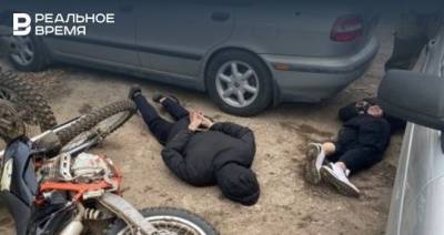 В Татарстане задержали четырех подозреваемых в грабеже автомобиля и мотоциклов