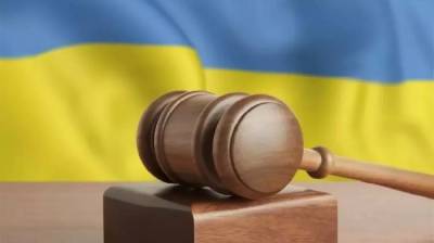 Поворот в деле Медведчука — суд велел начать следствие против экспертов СБУ