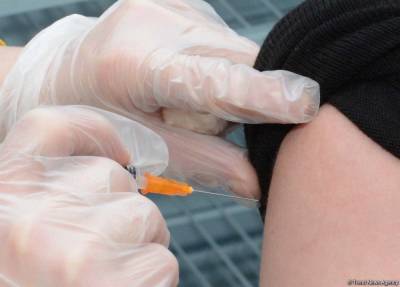 Привитые третьей дозой вакцины от коронавируса заражаются намного реже - азербайджанский врач