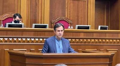 Министр экономики Любченко подал заявление об увольнении
