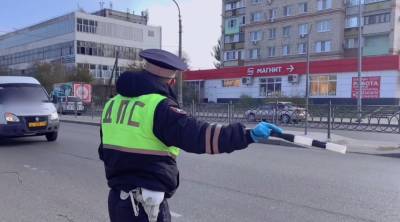 В Астрахани продолжаются рейды по соблюдению масочного режима в транспорте