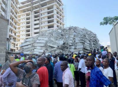 В Нигерии обрушилось 22-этажное здание: около 100 человек пропали без вести - sharij.net - Нигерия - Лагос - Reuters