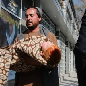 В столице Афганистана у военного госпиталя произошло два взрыва