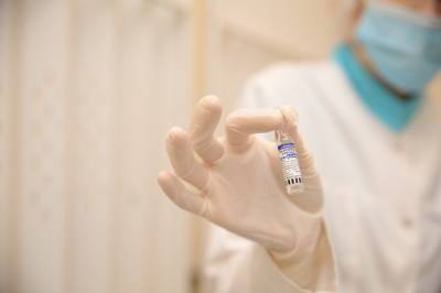 Половина петербуржцев не вакцинируются