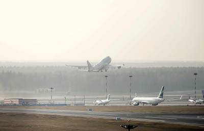 Рейсы в Москву посадили в Ярославле из-за тумана в столице