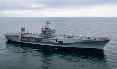 Сигнал Путину: Что будет делать флагманский корабль ВМС США в Черном море