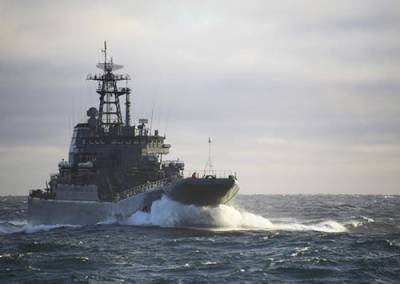 Корабли ТОФ провели учения с артиллерийскими стрельбами в Охотском море