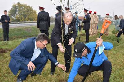 В Краснодарском крае в рамках Всероссийской акции «Сохраним лес» высажено более трех тысяч деревьев