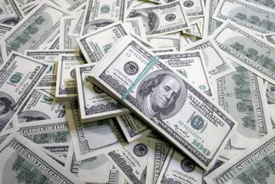 Доллар торгуется разнонаправленно к мировым валютам в ожидании заседания Федрезерва