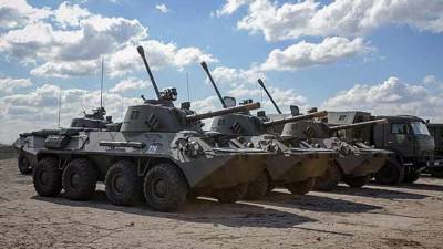 Американское издание опубликовало фейковые фото российских танков «у границы с Украиной»