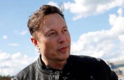 Маск: Tesla еще не подписала контракт с Hertz