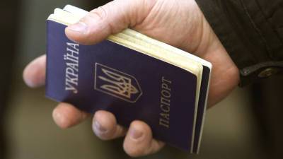 В Раде поддержали упрощение предоставления гражданства «политически преследуемым» россиянам