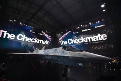 Мантуров: Россия покажет прототип истребителя Checkmate на авиасалоне в ОАЭ