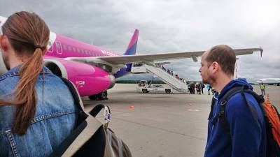Возвращенных в Будапешт пассажиров рейса WizzAir разместили в отеле
