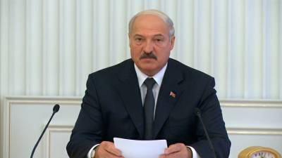 Окружение Лукашенко штудирует аналитику в российских либеральных...