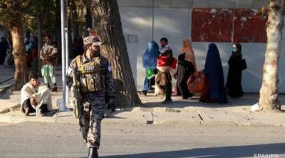 Возросло количество жертв взрывов возле госпиталя в Кабуле