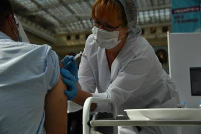 В Санкт-Петербурге изучили причину смерти 12 человек, скончавшихся после прививки, — дело не в вакцине