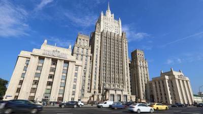 В МИД заявили, что Россия и США должны прекратить «дипломатические войны»