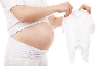 Неонатолог Горев перечислил симптомы, приводящие к преждевременным родам