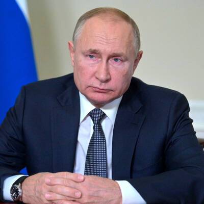 Владимир Путин назвал первоочередные задачи по развитию транспортной отрасли страны
