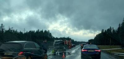 Жесткая авария произошла на Новоприозерском шоссе