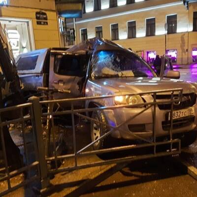Четыре человека пострадали в ДТП с пешеходами в центре Петербурга