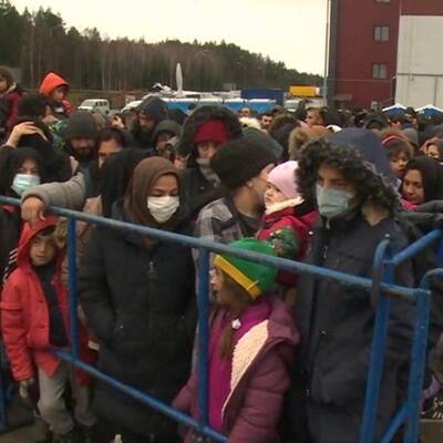 Еще около 60 мигрантов захотели уехать с белорусско-польской границы